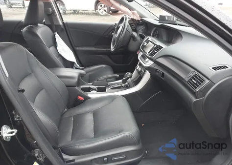 2015 Honda Accord Touring из США, поврежденный, VIN 1HGCR3F95FA027886